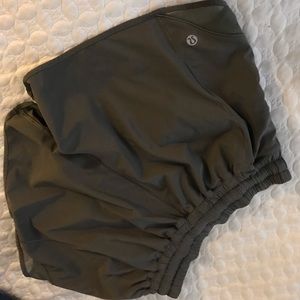 Lulu speed short